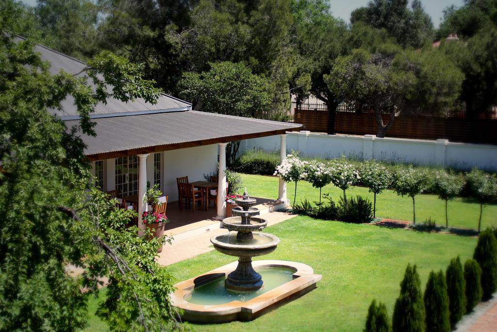 Lemon & Lime Guesthouse Bloemfontein Bagian luar foto