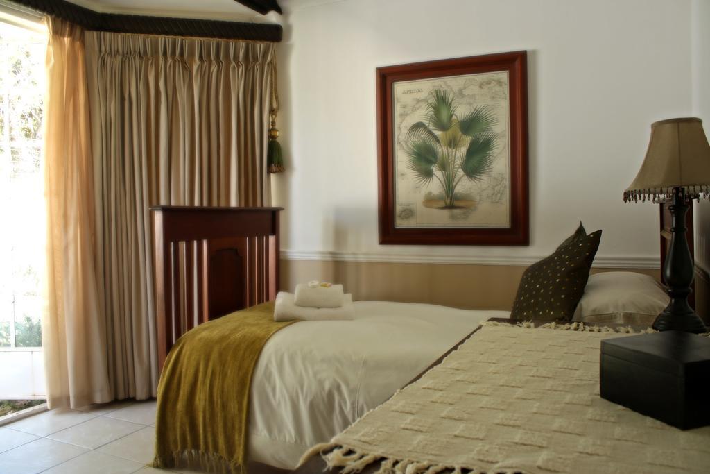 Lemon & Lime Guesthouse Bloemfontein Bagian luar foto
