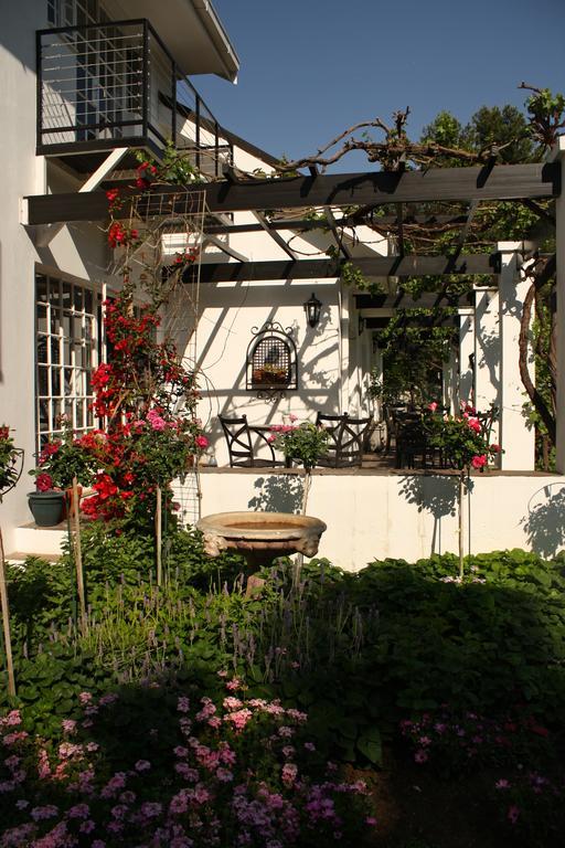 Lemon & Lime Guesthouse Bloemfontein Bagian luar foto