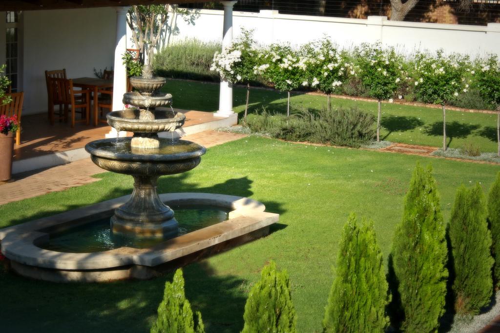 Lemon & Lime Guesthouse Bloemfontein Bagian luar foto